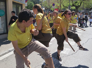 Festes de Primavera de Girona 2016. Penjada del Tarl&agrave;. La cercavila