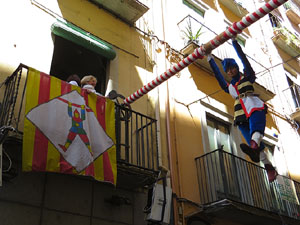 Festes de Primavera de Girona 2016. Penjada del Tarl&agrave;. El preg&oacute;