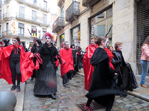 Festival de Llucifers i Satanassos. Celebraci&oacute; de 35 anys de Pastorets a Girona