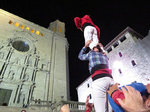 Fires 2015. Assaig de pilar de 4 a les escales de la Catedral pels Marrecs de Salt