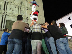 Fires 2015. Assaig de pilar de 4 a les escales de la Catedral pels Marrecs de Salt