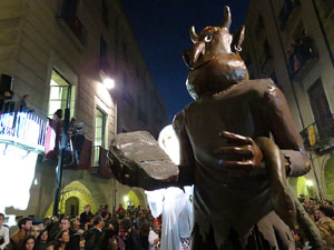 Fires 2015. Ball de la Cercavila del Preg&oacute; a la pla&ccedil;a del Vi