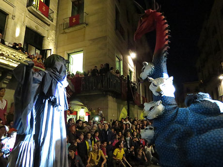 Fires 2015. Ball de la Cercavila del Preg&oacute; a la pla&ccedil;a del Vi