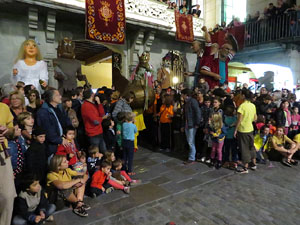 Fires 2015. Ball de la Cercavila del Preg&oacute; a la pla&ccedil;a del Vi