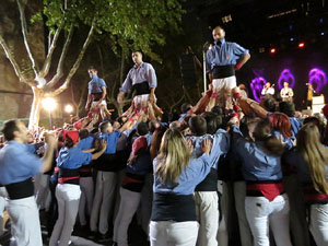 Fires 2015. Els castells de vig&iacute;lia, amb els Marrecs de Salt i Castellers de l'Alt Maresme