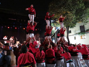 Fires 2015. Els castells de vig&iacute;lia, amb els Marrecs de Salt i Castellers de l'Alt Maresme