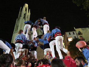Fires 2015. Els castells de vig&iacute;lia, amb els Marrecs de Salt i Castellers de l'Alt Maresme