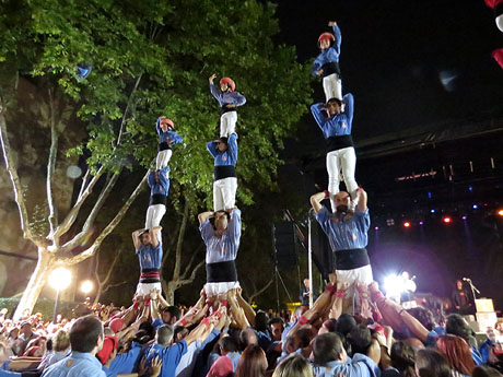 Fires 2015. Els castells de vig&iacute;lia, amb els Marrecs de Salt i Castellers de l'Alt Maresme