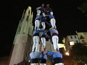 Fires 2015. Els castells de vig&iacute;lia, amb els Marrecs de Salt i Castellers de l'Alt Maresme