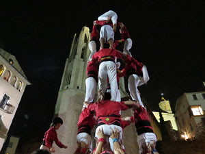 Fires 2015. Els castells de vig&iacute;lia, amb els Marrecs de Salt i Castellers de l'Alt Maresme