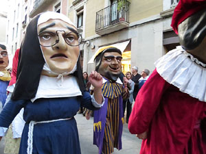 Fires 2015. Cercavila d'inici de Fires amb Fal&middot;lera Gironina, els gegants de Santa Eug&egrave;nia, els gegants de l'Esquerra del Ter, la Mula Baba i la Girona Marxing Band