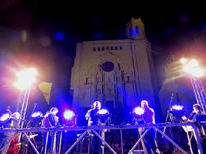 Fires 2015. Cantada d'Havaneres pel grup Terra Endins a les escales de la Catedral