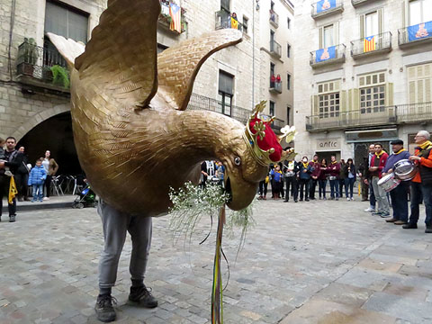 Ball de l'&agrave;liga a la pla&ccedil;a del Vi