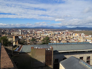 Itinerari de la Muralla. La torre i el portal dels Socors