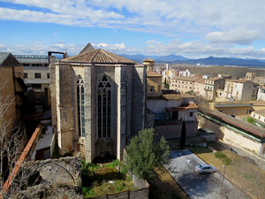 Itinerari de la Muralla. Des de la torre de Sant Dom&egrave;nec a la del Llamp