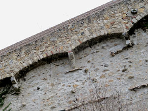 Itinerari de la Muralla. Des del monestir de Sant Pere de Galligants fins a la pla&ccedil;a de Sant Pere