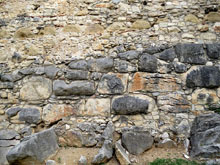 Muralla del pati de les &Agrave;ligues