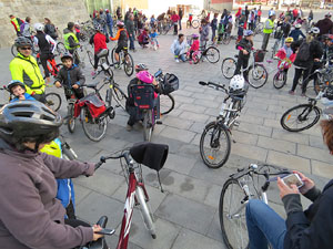 Bicicletada de Reis organitzada pel col&middot;lectiu Moute en bici
