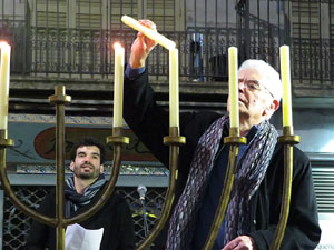 Nadal 2015 a Girona. Encesa de les llums de Hanukk&agrave; a la pla&ccedil;a del Vi