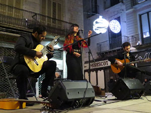 Nadal 2015 a Girona. Encesa de les llums de Hanukk&agrave; a la pla&ccedil;a del Vi