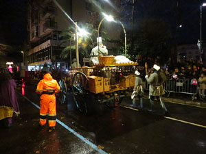 La Cavalcada de Reis 2016. Desfilada pels carrers de la ciutat, fins la pla&ccedil;a del Vi