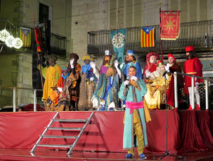 La Cavalcada de Reis 2016. Arribada a la pla&ccedil;a del Vi i rebuda de l'alcalde