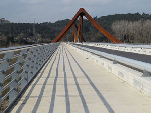 Ponts de Girona. El pont de l'Aurora en el l&iacute;mit dels barris de Pedret i Pont Major
