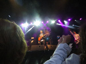 Sant Jordi 2016 a Girona. Concert de Sant Jordi amb Celtas Cortos, Blaumut i Ter&agrave;pia de Shock