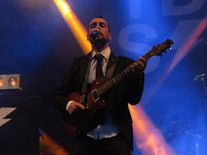 Sant Jordi 2016 a Girona. Concert de Sant Jordi amb Celtas Cortos, Blaumut i Ter&agrave;pia de Shock