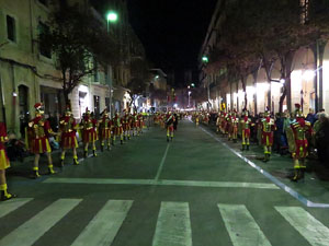 Setmana Santa 2016 a Girona. Process&oacute; del Sant Enterrament