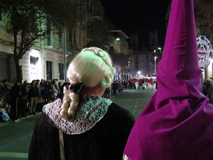 Setmana Santa 2016 a Girona. Process&oacute; del Sant Enterrament