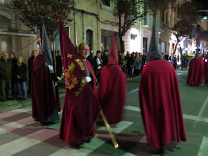 Setmana Santa 2016 a Girona. Process&oacute; del Sant Enterrament
