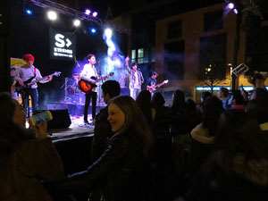 Festival Strenes 2016. Concurs INTRO. Actuaci&oacute; del grup Xakras