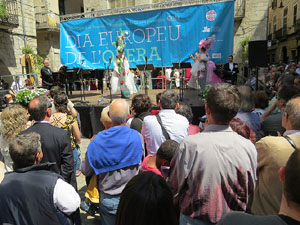 Temps de Flors 2016. Dia Europeu de l'&Ograve;pera 2016 a la pla&ccedil;a del Vi de Girona