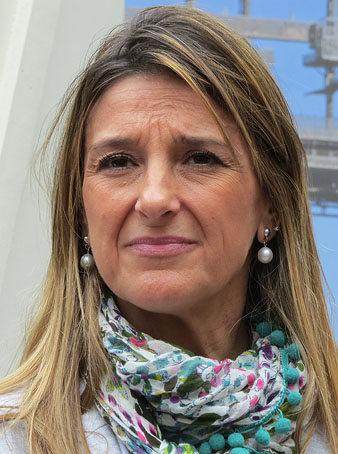 La regidora de Turisme de l'Ajuntament de Girona, Gl&ograve;ria Plana, durant la inauguraci&oacute;