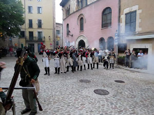 VIII Festa Reviu els Setges Napole&ograve;nics de Girona. Escena 4. Carrer de Pere de Rocabert&iacute;