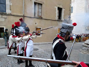 VIII Festa Reviu els Setges Napole&ograve;nics de Girona. Escena 4. Carrer de Pere de Rocabert&iacute;