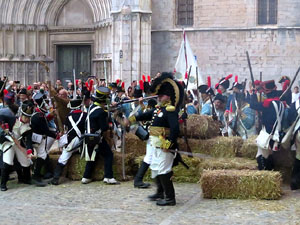 VIII Festa Reviu els Setges Napole&ograve;nics de Girona. Escena 5. La Pla&ccedil;a dels Ap&ograve;stols