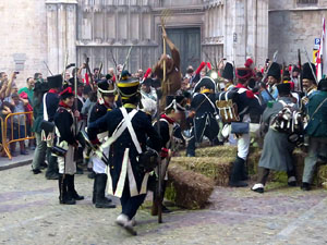 VIII Festa Reviu els Setges Napole&ograve;nics de Girona. Escena 5. La Pla&ccedil;a dels Ap&ograve;stols