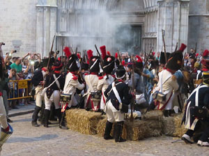 VIII Festa Reviu els Setges Napole&ograve;nics de Girona. Escena 5. La Pla&ccedil;a dels Ap&ograve;stols