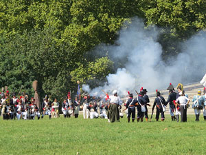 VIII Festa Reviu els Setges Napole&ograve;nics de Girona. Recreaci&oacute; d'una batalla al Parc de les Ribes del Ter