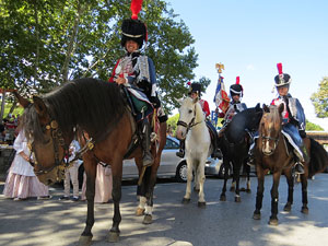 VIII Festa Reviu els Setges Napole&ograve;nics de Girona. Desfilada pels carrers del Barri Vell
