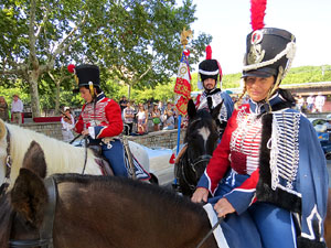 VIII Festa Reviu els Setges Napole&ograve;nics de Girona. Desfilada pels carrers del Barri Vell