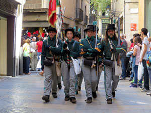 VIII Festa Reviu els Setges Napole&ograve;nics de Girona. Desfilada pels carrers del Barri Vell