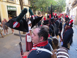 VIII Festa Reviu els Setges Napole&ograve;nics de Girona. Desfilada pels carrers del Barri Vell