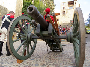 VIII Festa Reviu els Setges Napole&ograve;nics de Girona. Inici de la recreaci&oacute; a la pla&ccedil;a de Sant Dom&egrave;nec