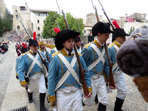 VIII Festa Reviu els Setges Napole&ograve;nics de Girona. Inici de la recreaci&oacute; a la pla&ccedil;a de Sant Dom&egrave;nec