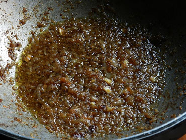 Sofregit de ceba a mig fer