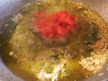 Fent el sofregit del suquet