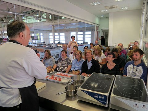 Sessi&oacute; inaugural de l'Aula Gastron&ograve;mica del Mercat del Lle&oacute;